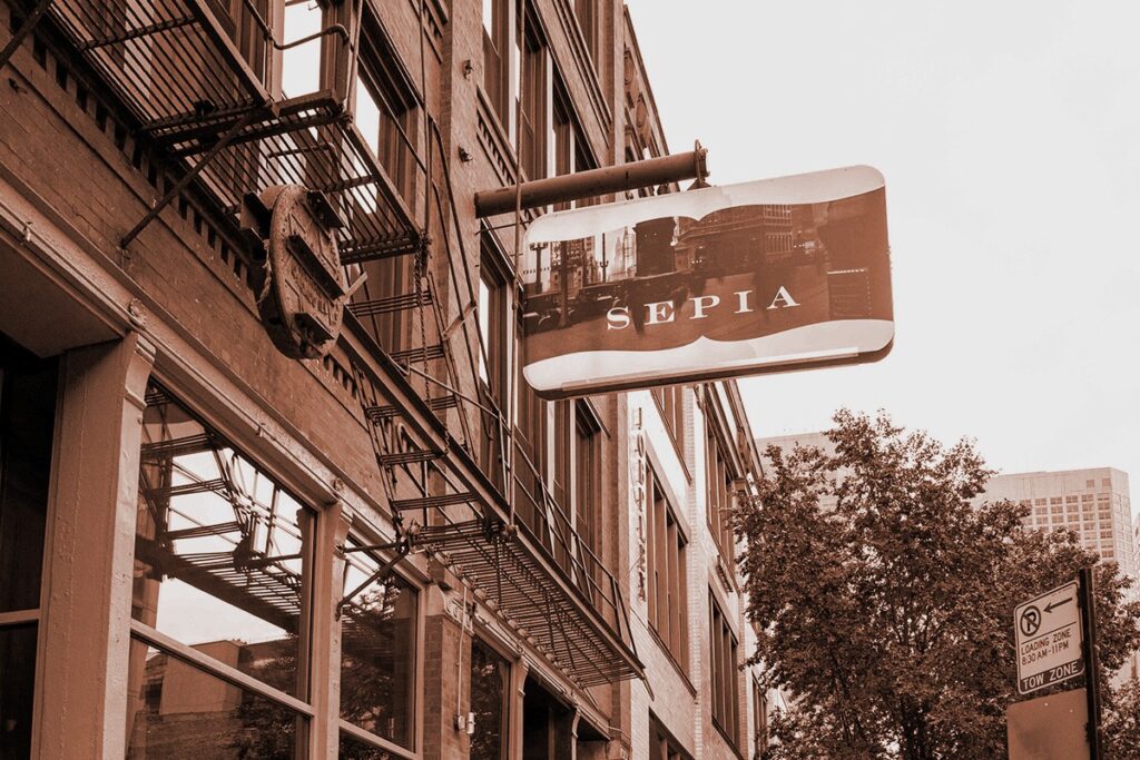 Sepia, Chicago